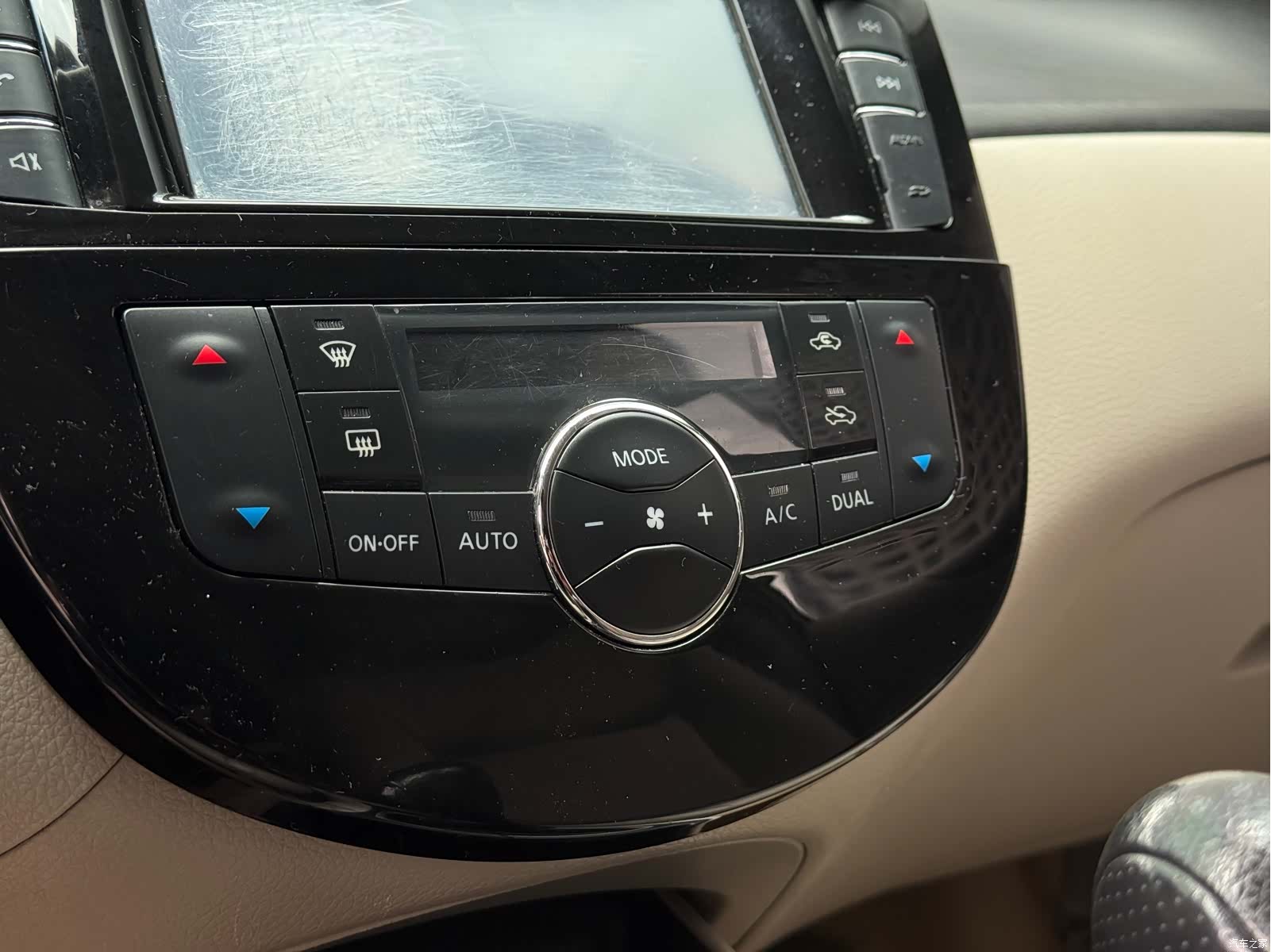 Nissan Tiida, 2012 22