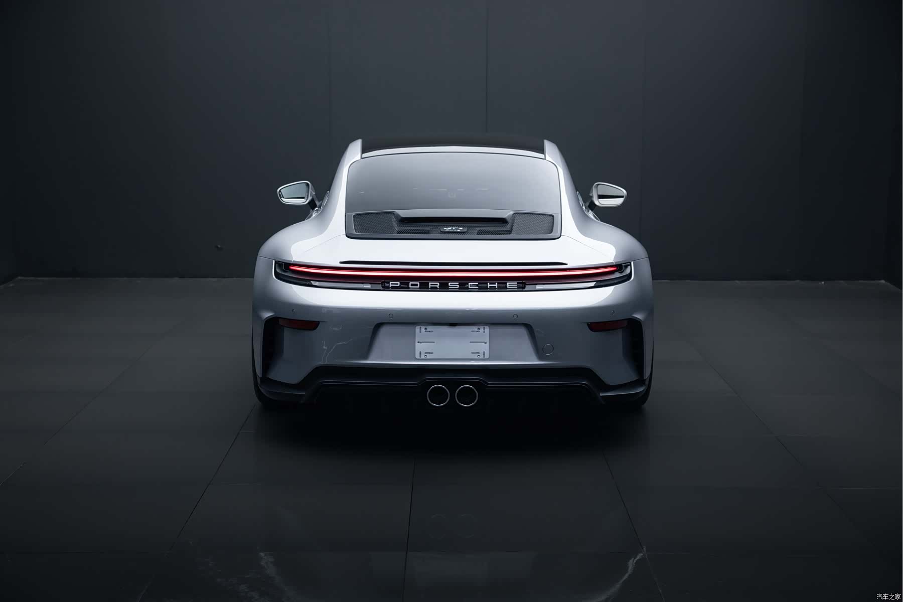 Porsche 911, 2025 11