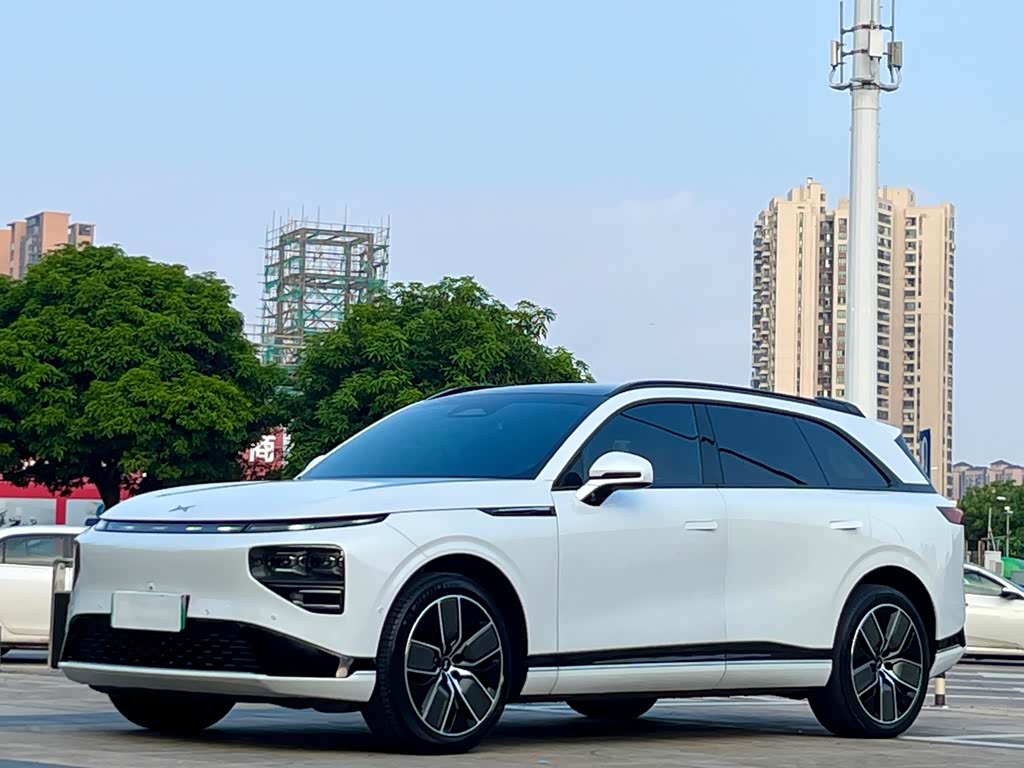 Xpeng G9