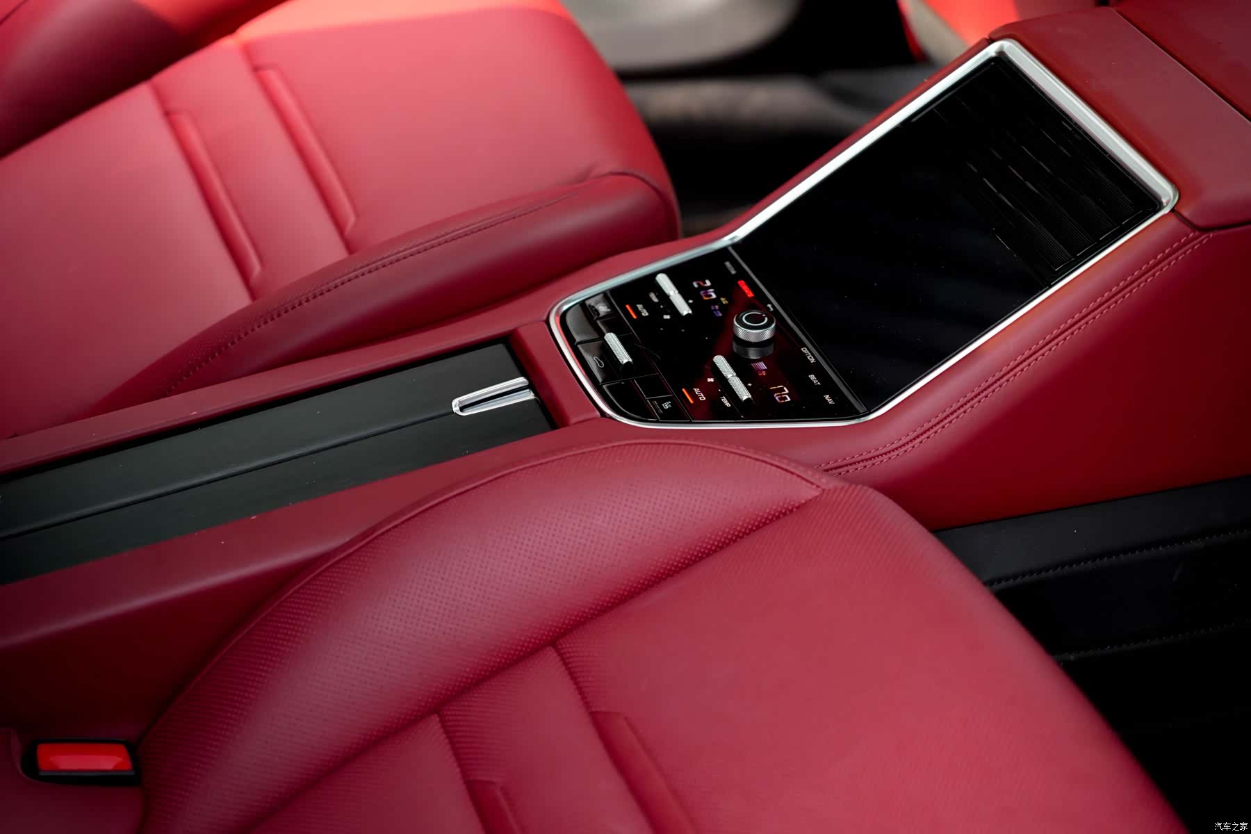 Porsche Panamera, 2022 7