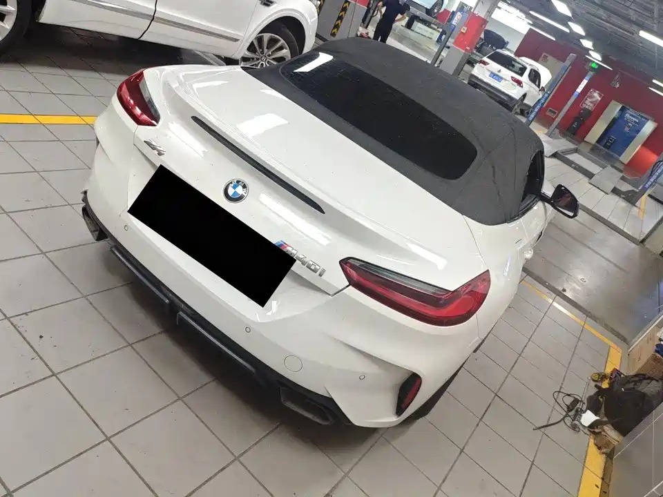 BMW Z4 BMW Z4