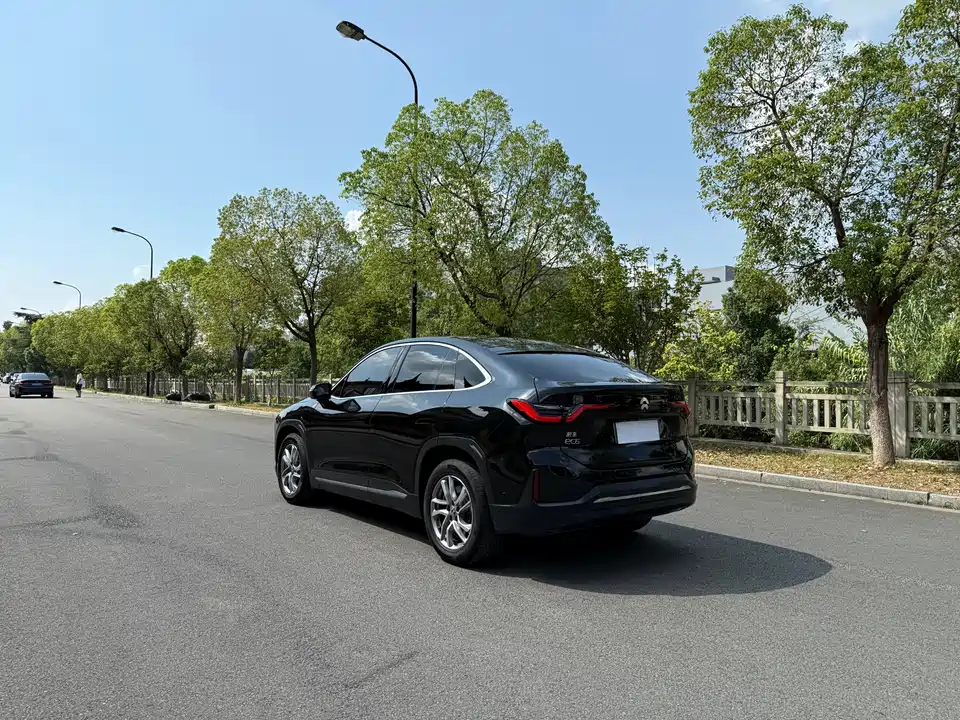 NIO EC6
