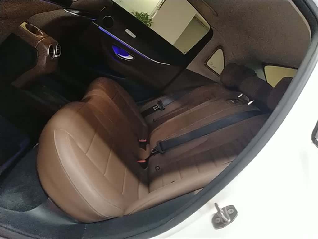 Mercedes-Benz E-Class, 2019 17