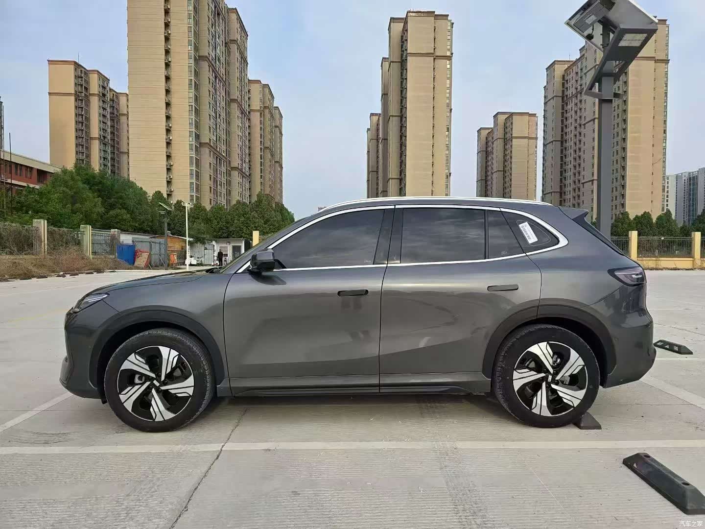 Geely Galaxy E5, 2025 7
