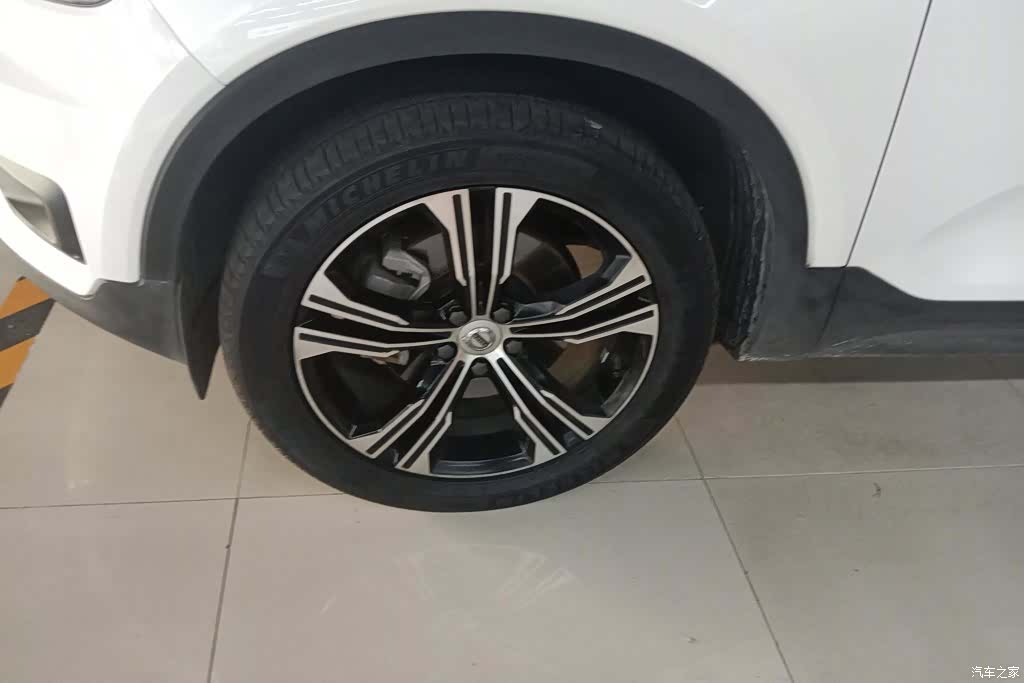 Volvo XC40, 2020 6