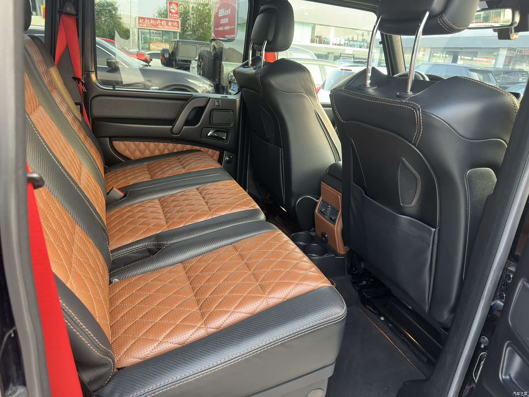 Mercedes-Benz G-Class, 2018 11