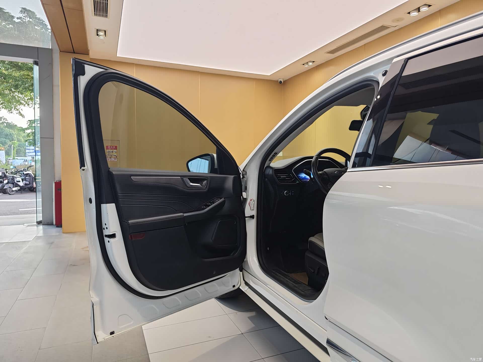 Ford Escape, 2020 8