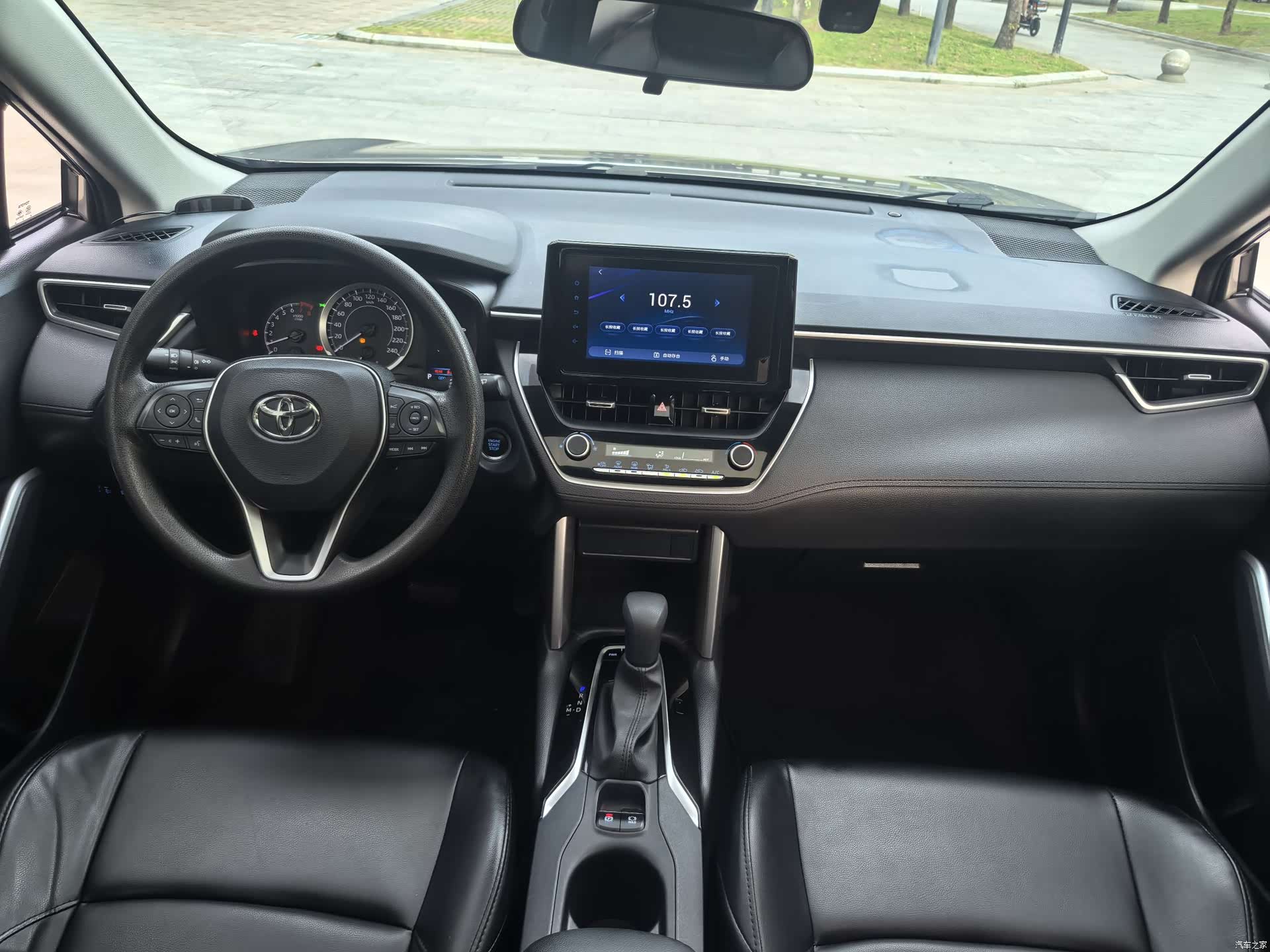 Toyota Frontlander, 2023 10