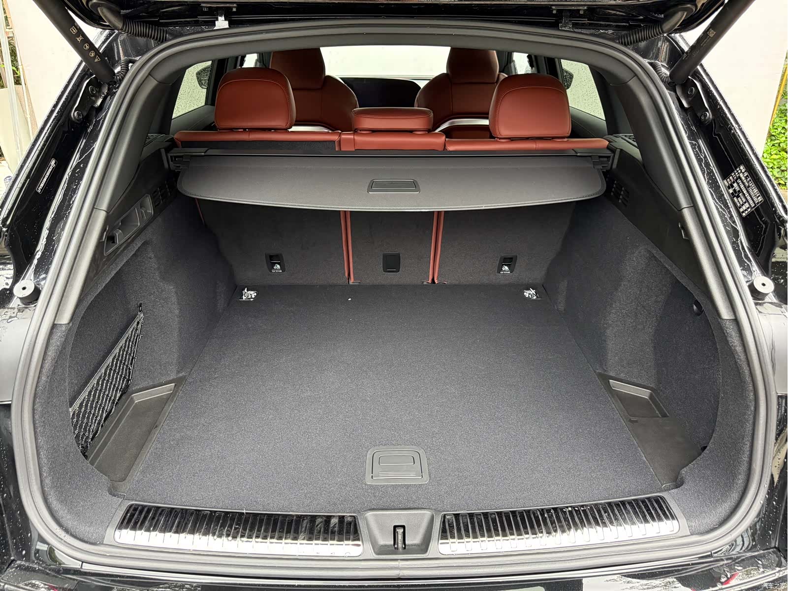 Audi Q5L, 2026 10