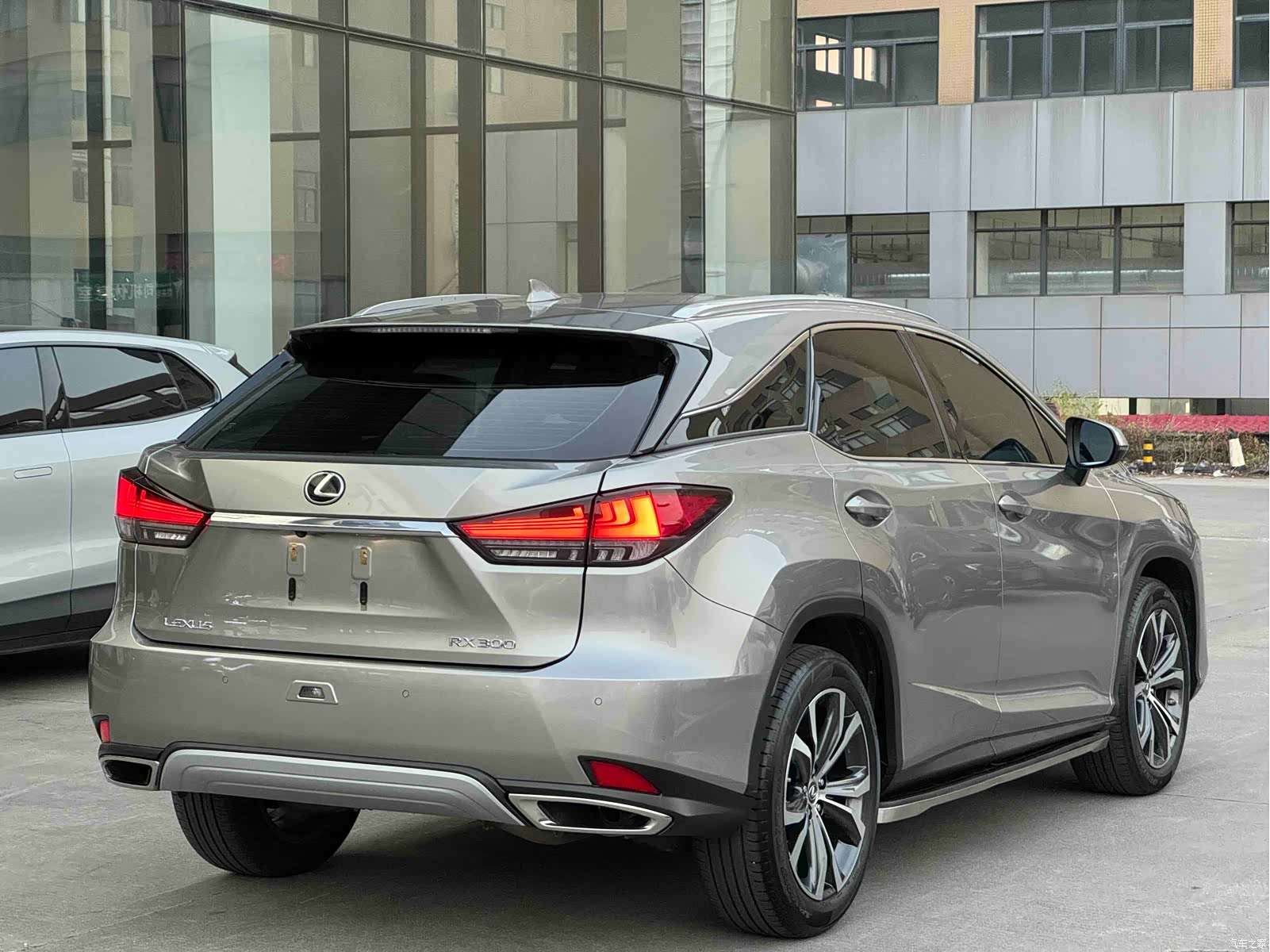 Lexus RX, 2021 8