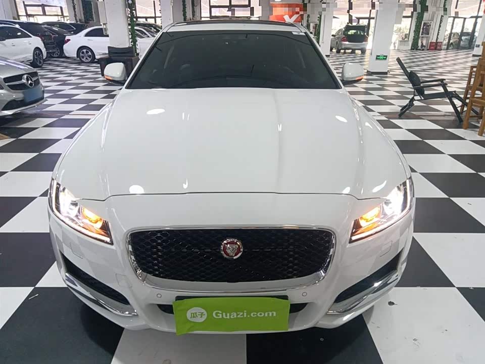 Jaguar XFL