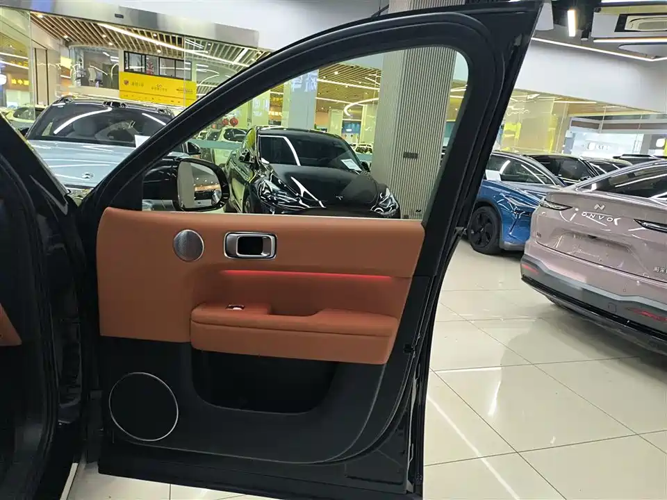Li Auto Ideal L6