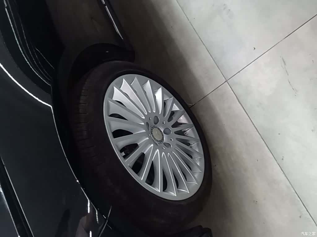 Mercedes-Benz E-Class, 2015 23