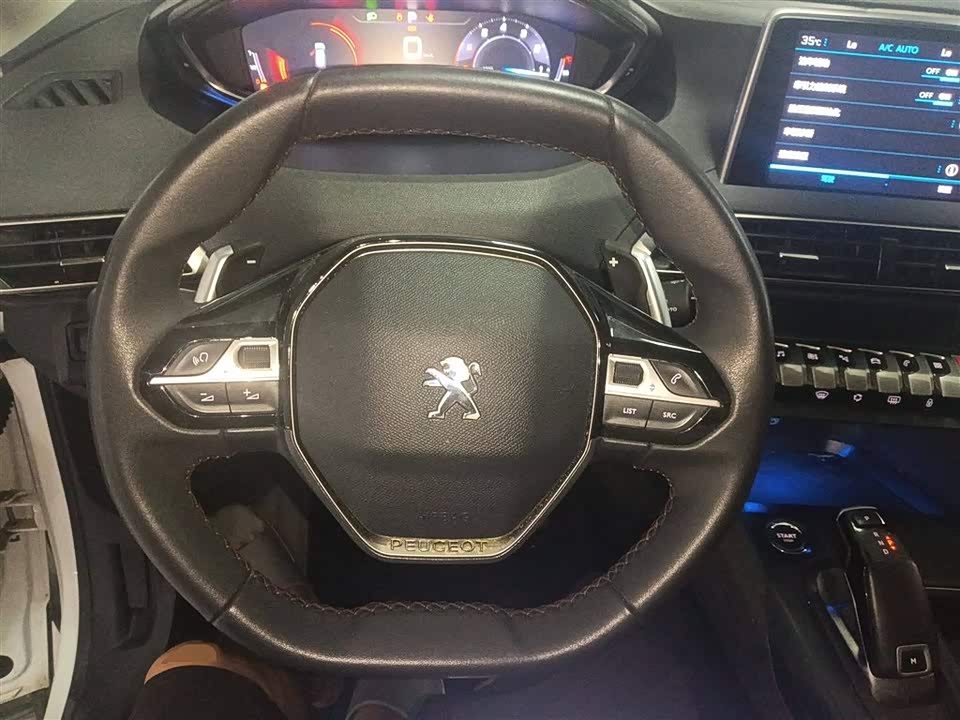 Peugeot 4008 Peugeot 4008