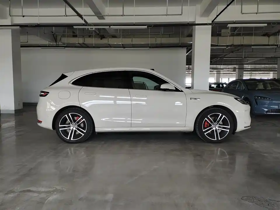HarmonyOS Ask the world M5