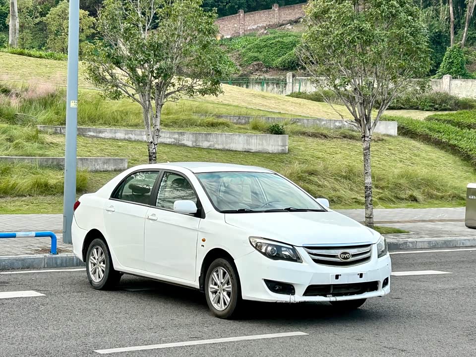 BYD L3
