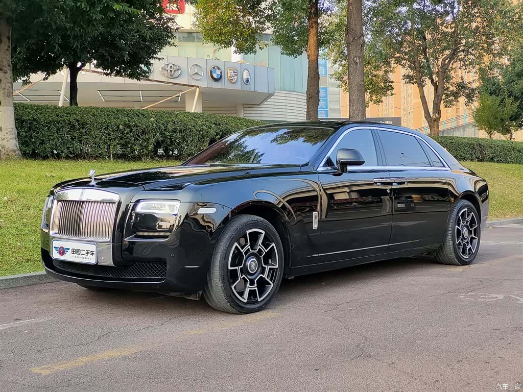 Rolls-Royce Ghost, 2012 1