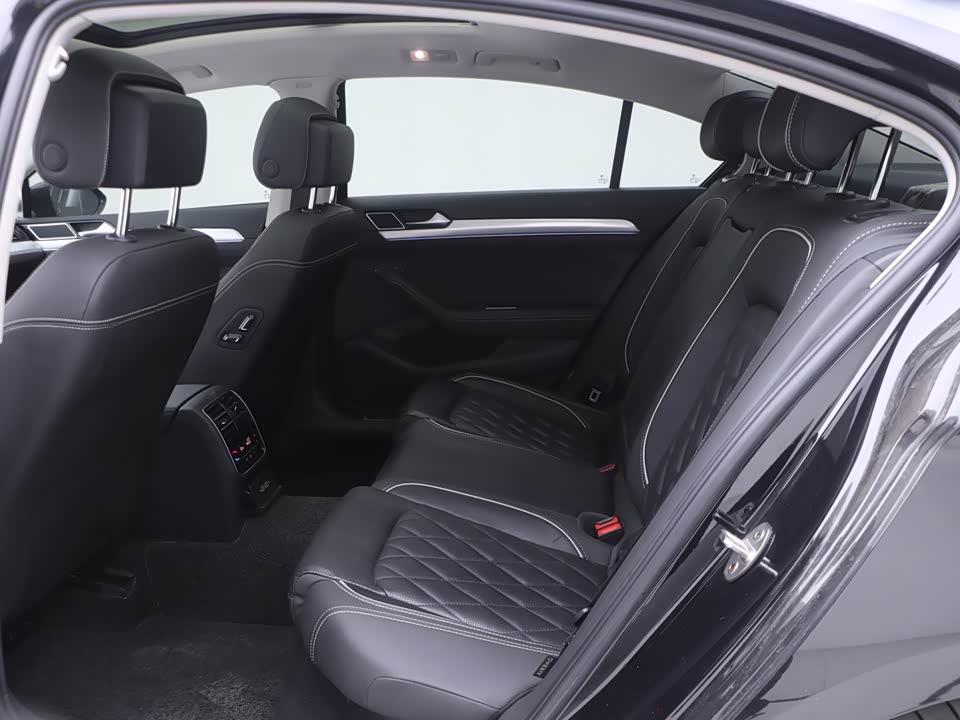 Volkswagen Magotan GTE