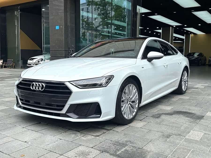 Audi A7 2020, фото 1