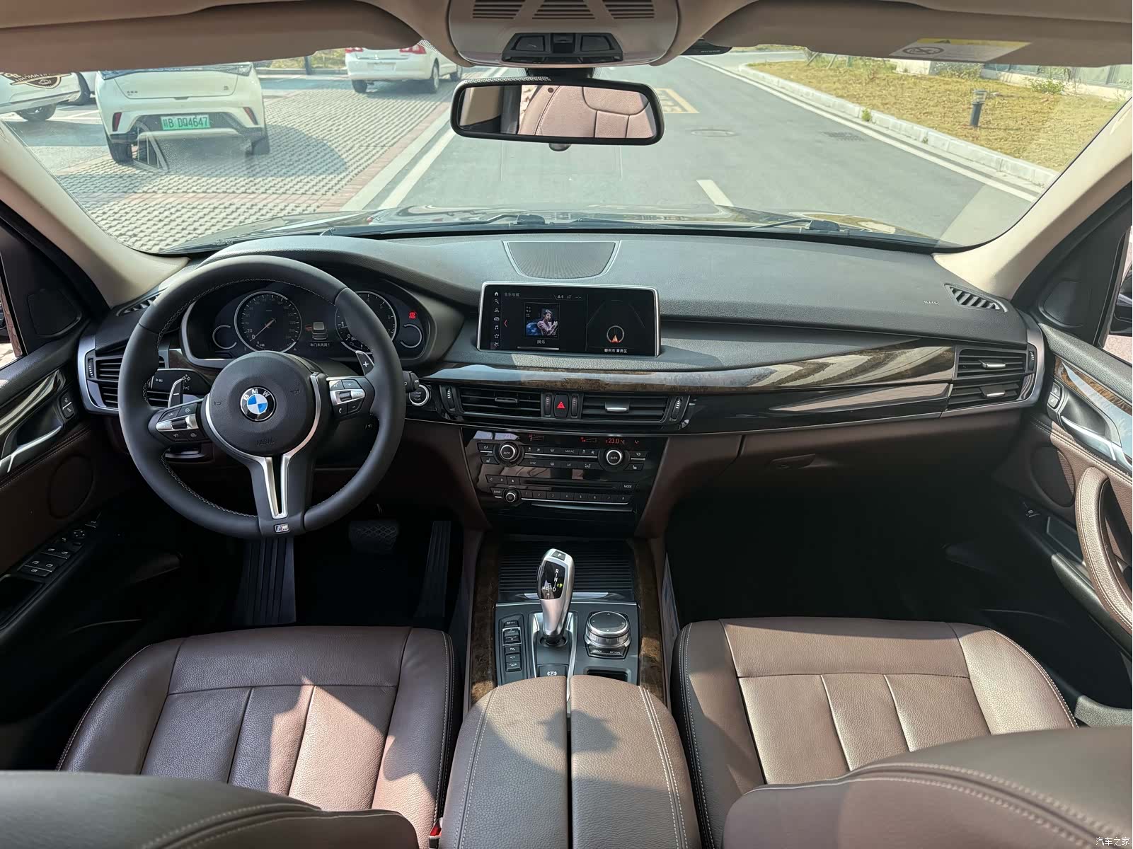 BMW X5, 2018 все фото