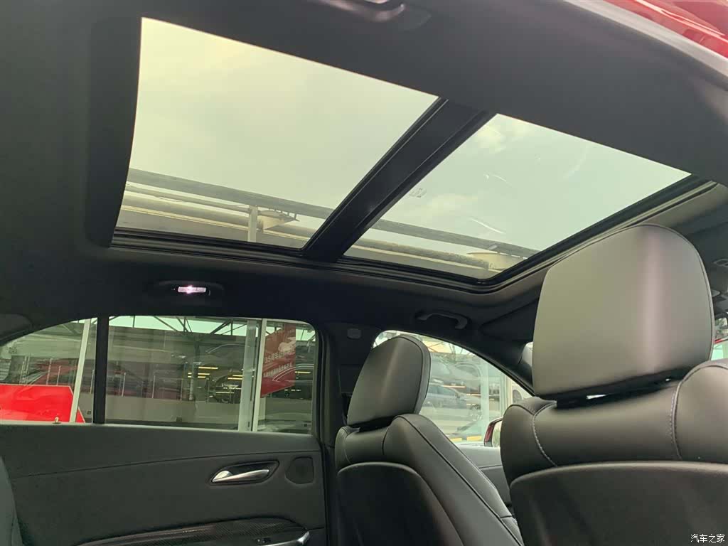 Cadillac XT4, 2023 15