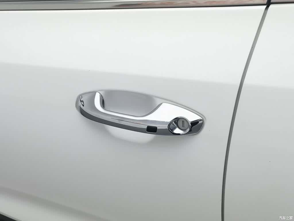 Kia KX, 2019 18