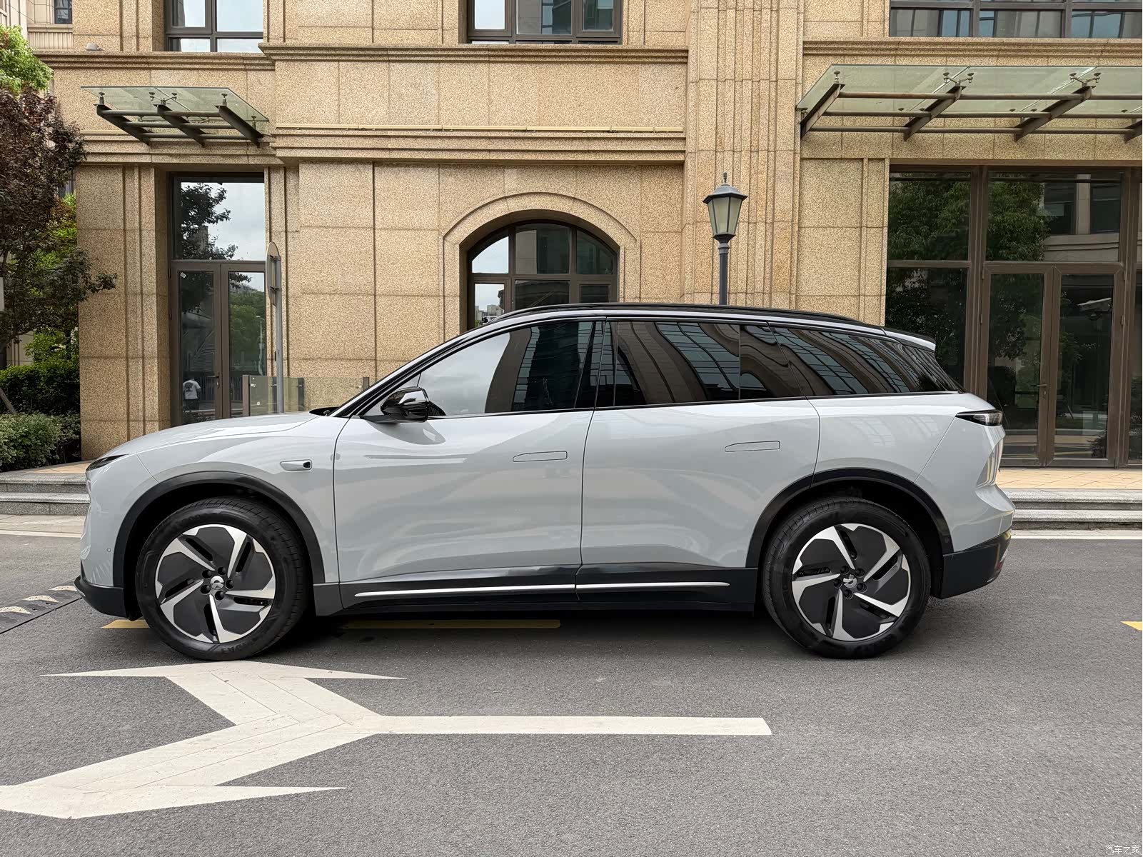 NIO ES6, 2023 4