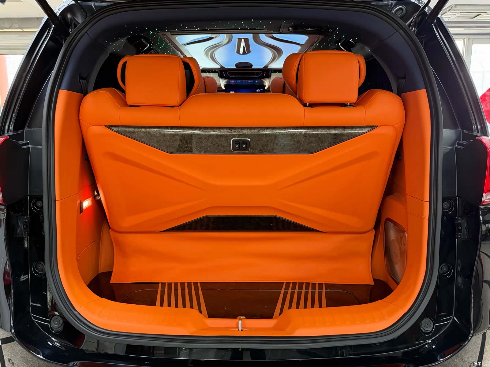 Trumpchi M8, 2022 11