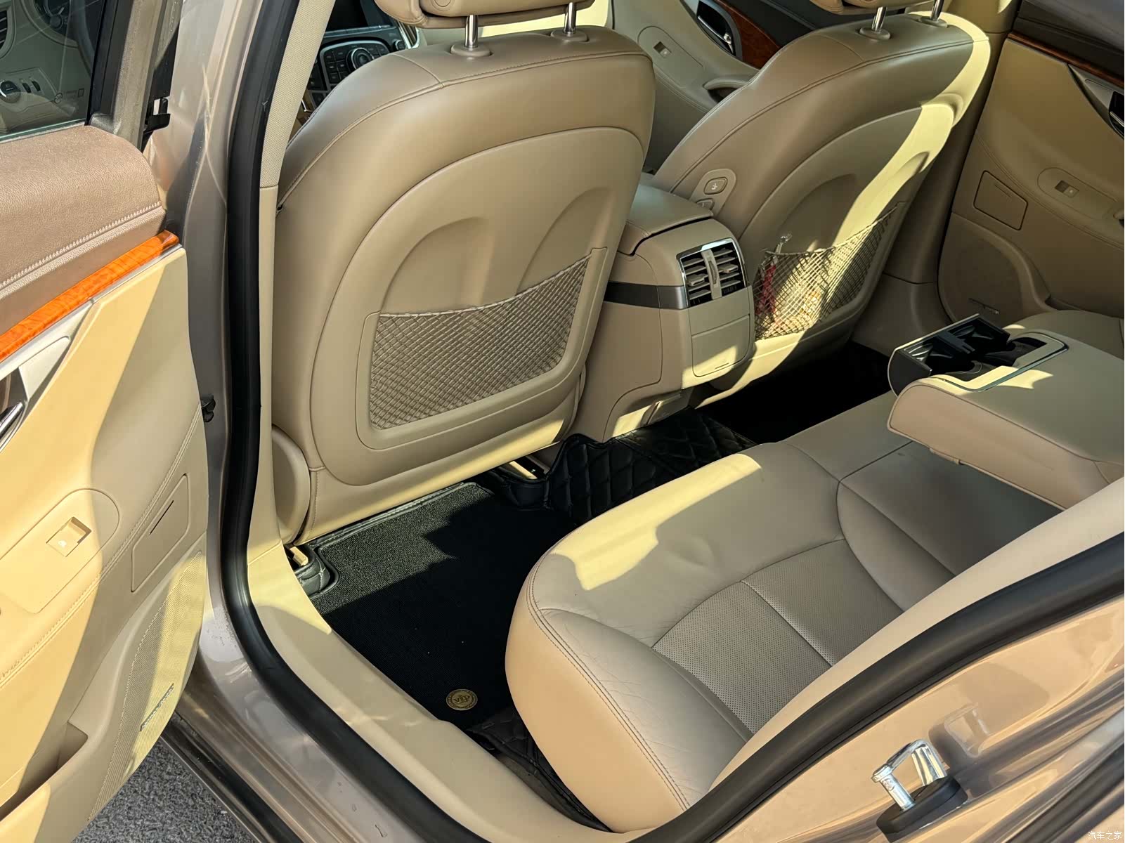 Buick LaCrosse, 2009 11