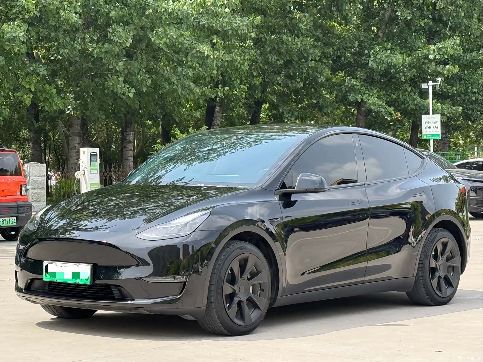 Tesla Model Y, 2021 1