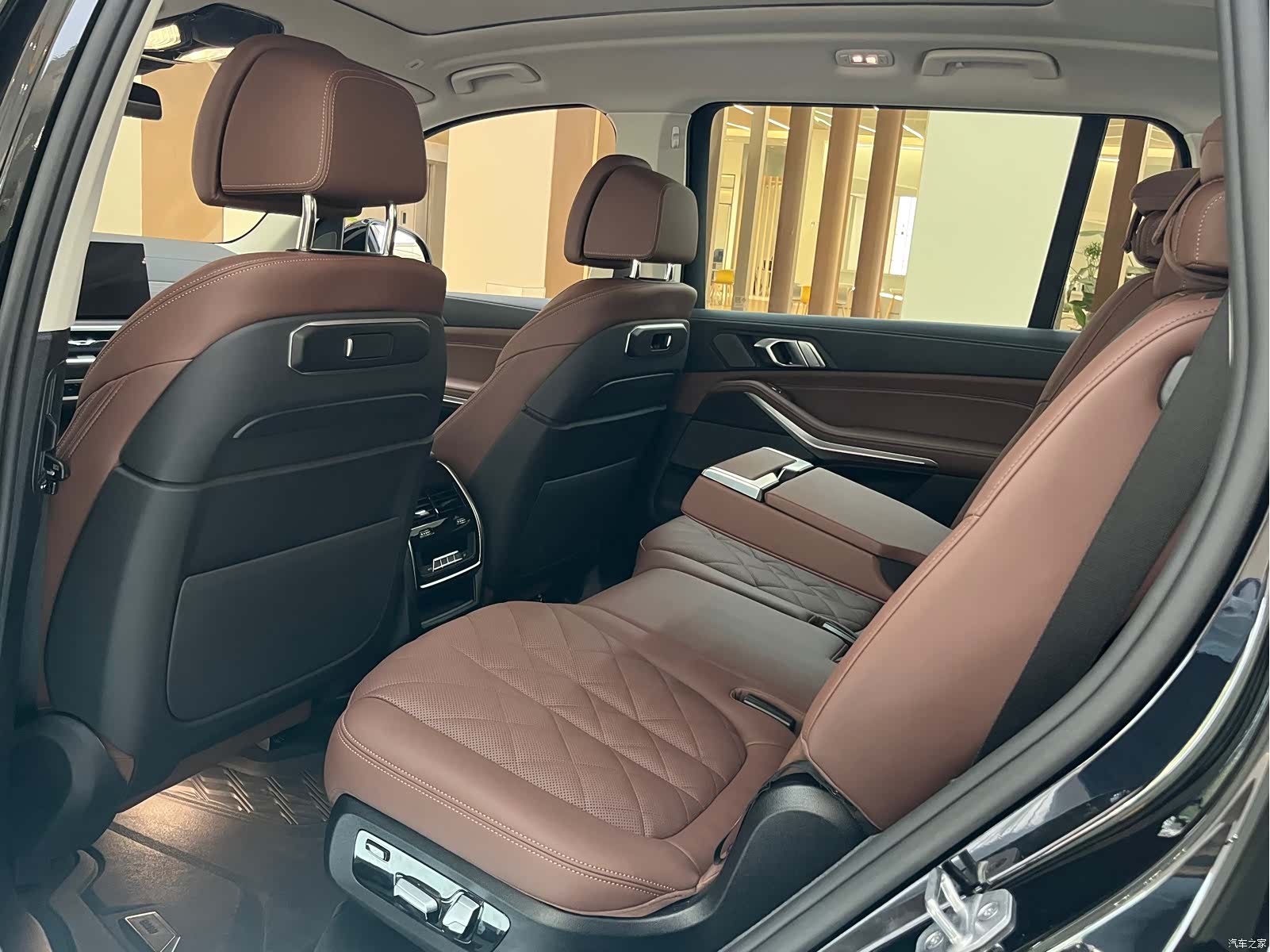 BMW X7, 1900 8