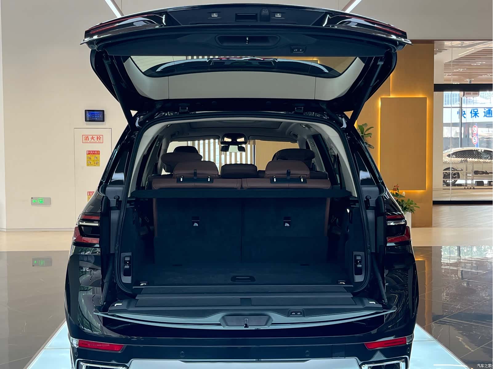BMW X7, 1900 12