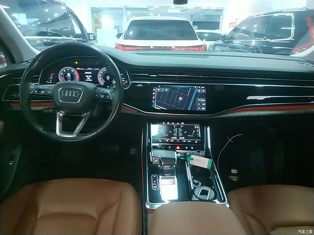 Audi Q7, 2020 10