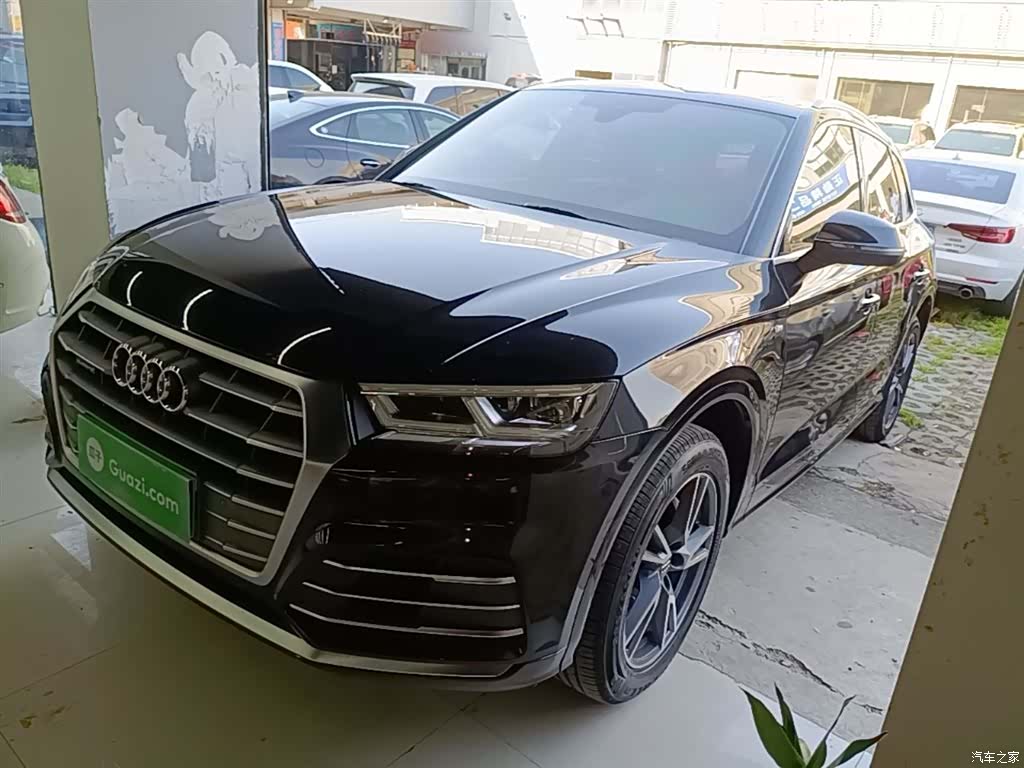 Audi Q5L, 2021 2