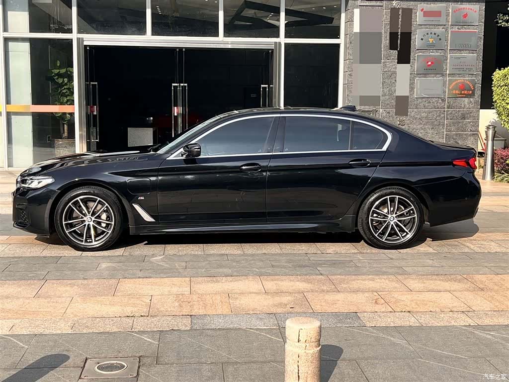 BMW 5 Series, 2021 14
