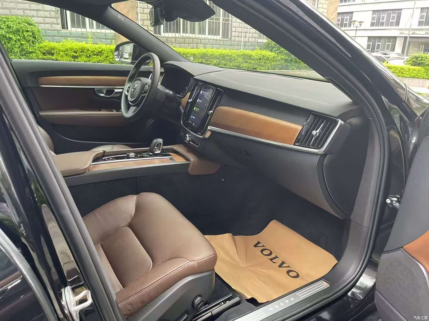 Volvo S90, 2024 4