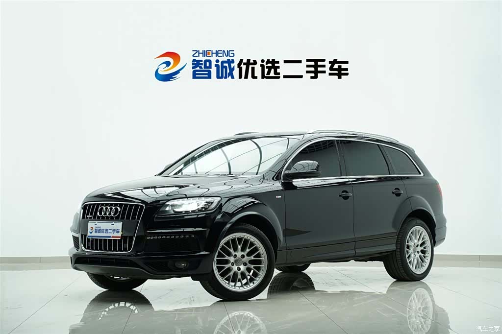Audi Q7, 2011 1