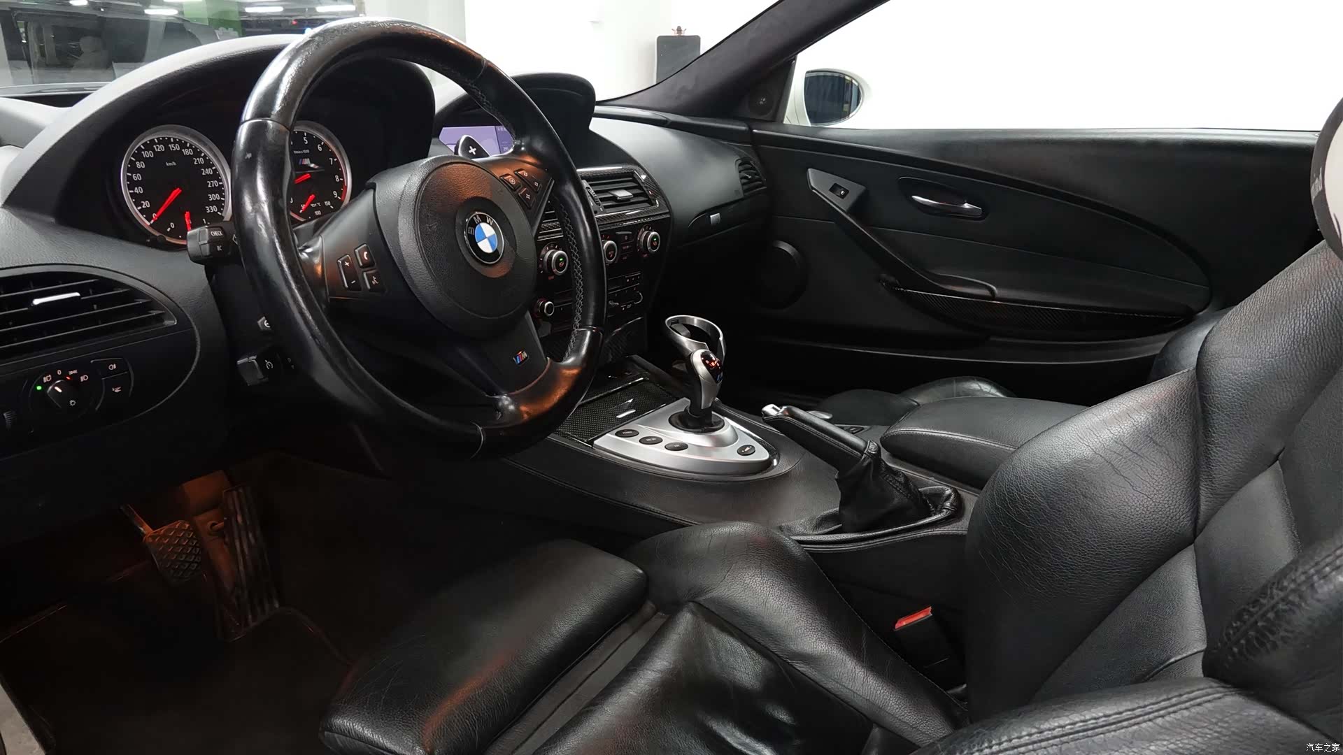 BMW M6, 2008 7