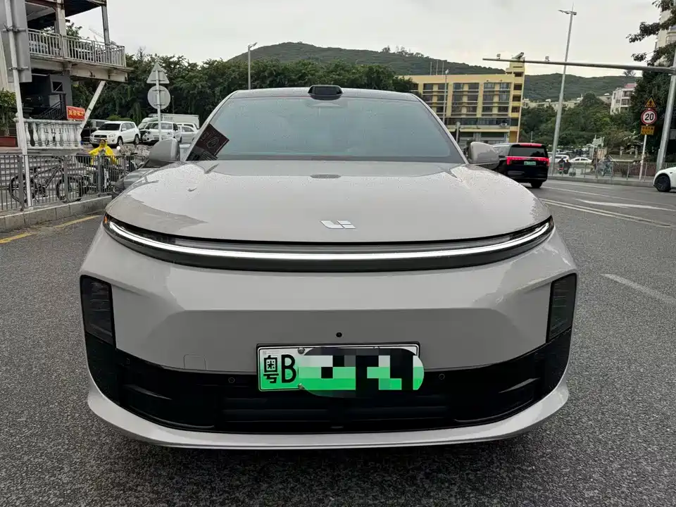 Li Auto Ideal L6