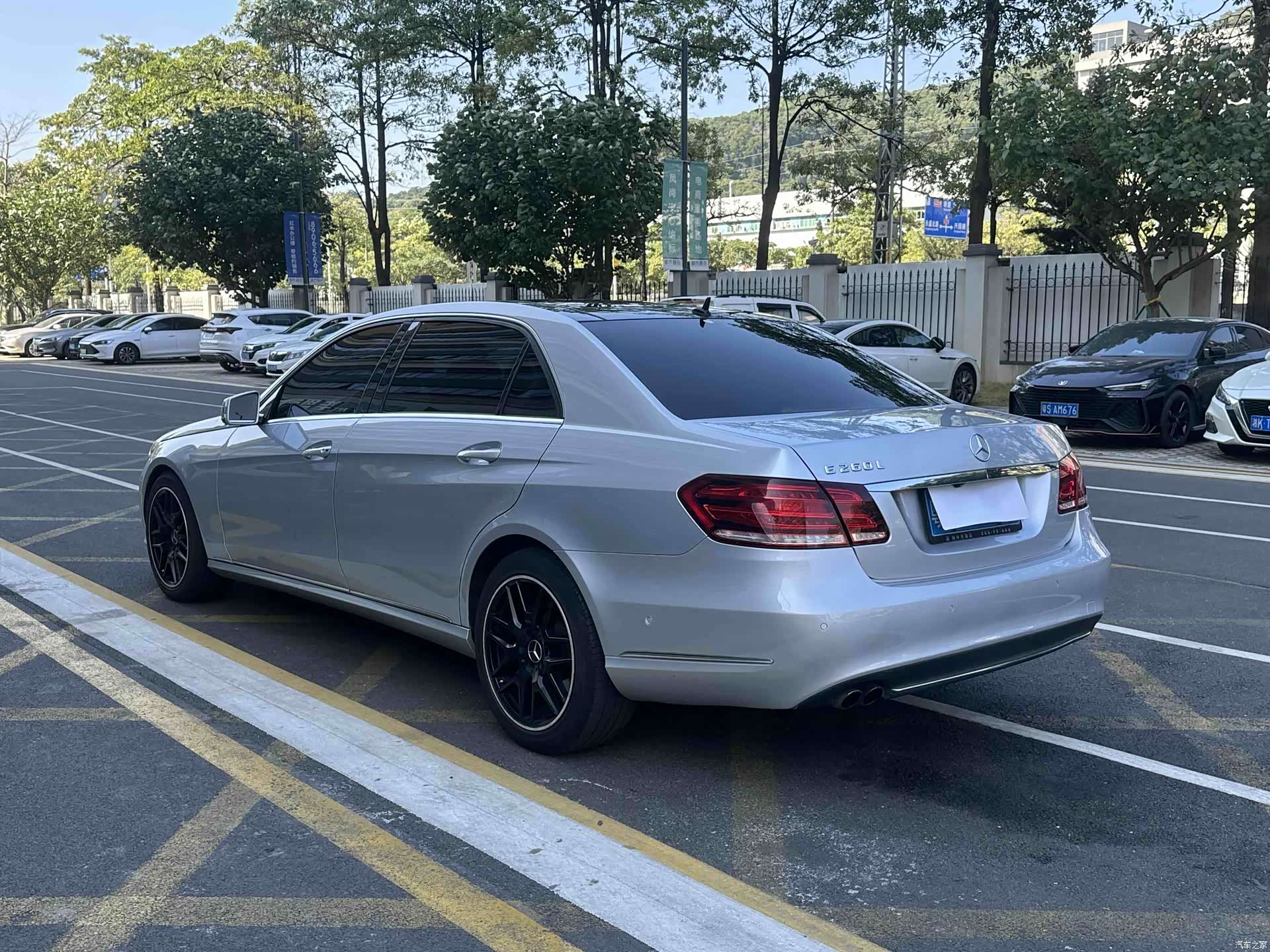 Mercedes-Benz E-Class, 2013 10