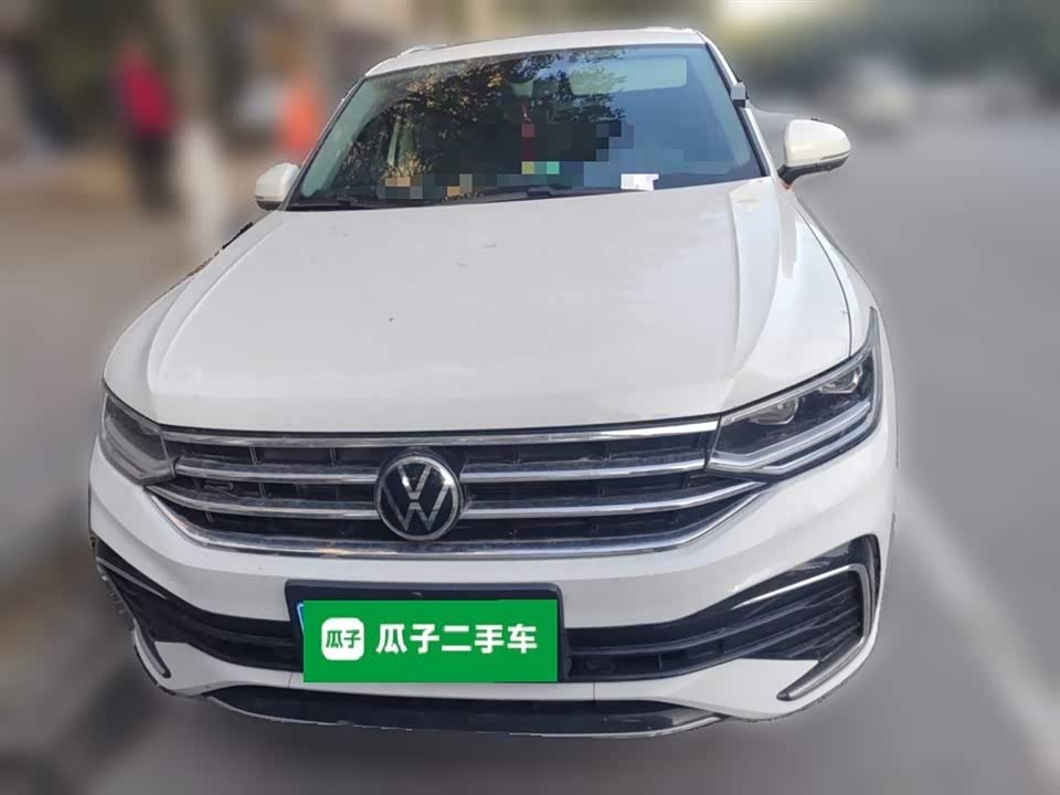 Volkswagen Tiguan L