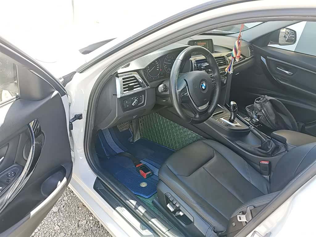 BMW 3 Series, 2017 16