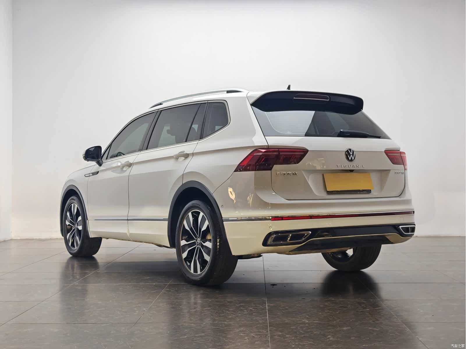 Volkswagen Tiguan L, 2022 4