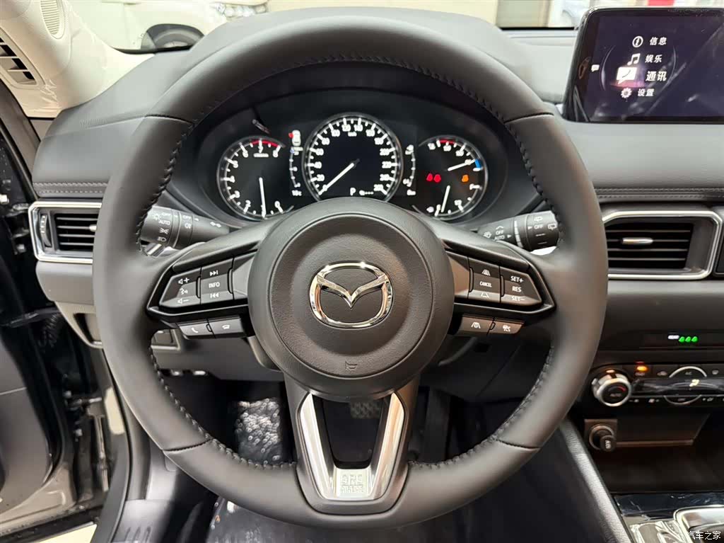 Mazda CX-5, 2026 11