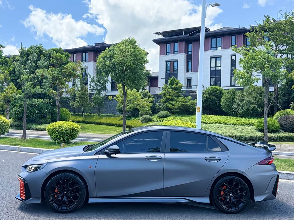 Trumpchi Shadow Leopard
