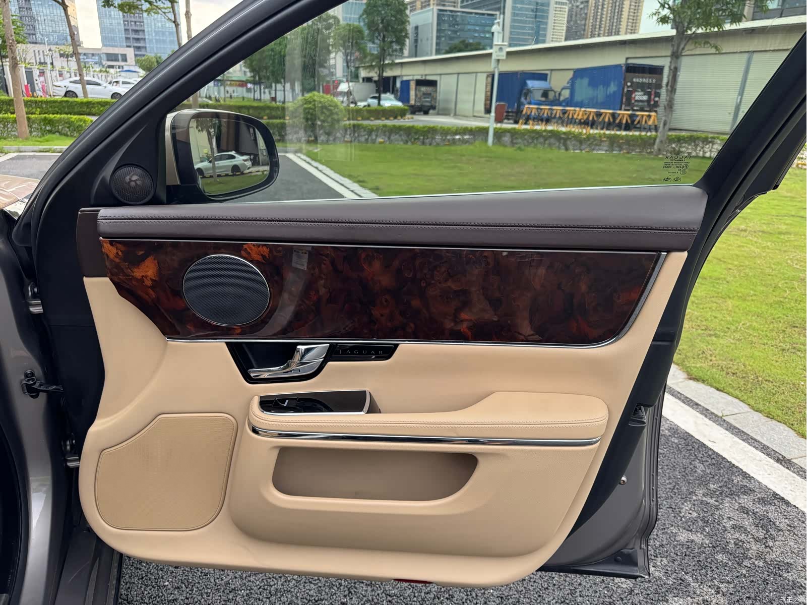 Jaguar XJ, 2012 33