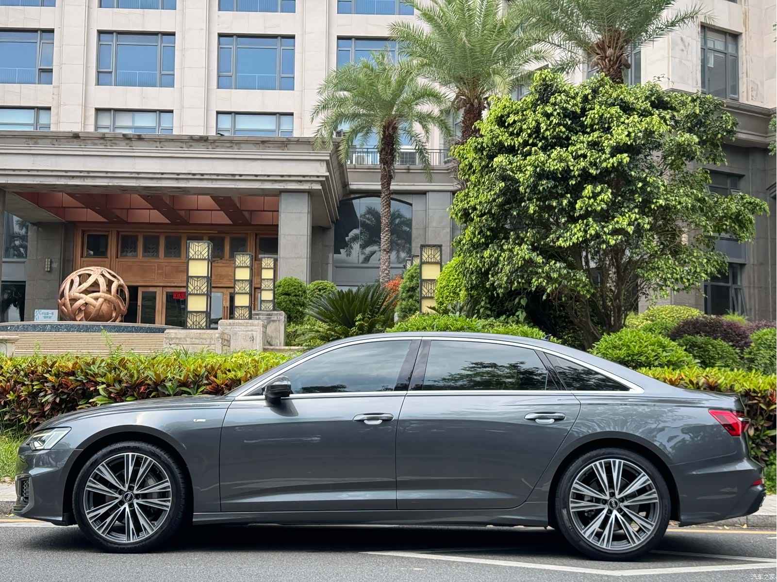 Audi A6L, 2022 7