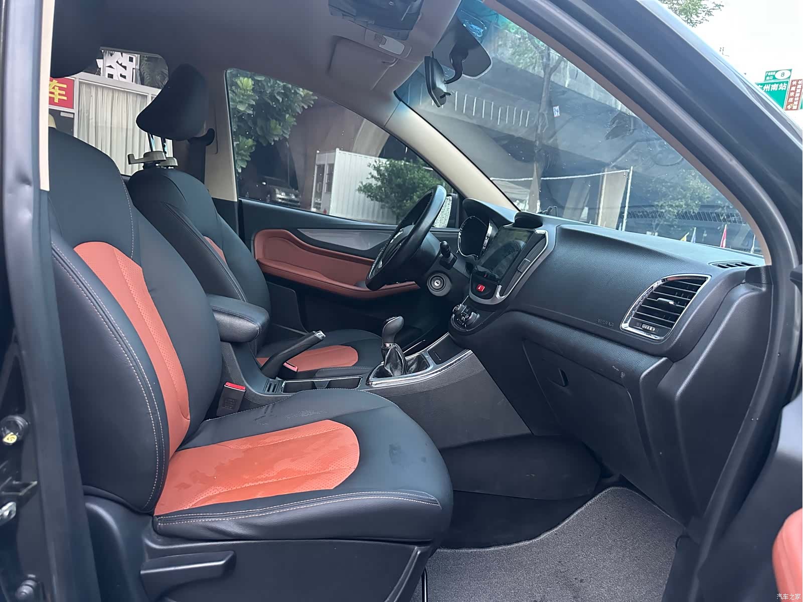 Wuling 560, 2016 18