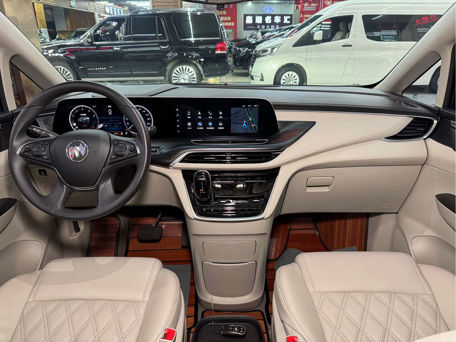 Buick GL8, 2022 13