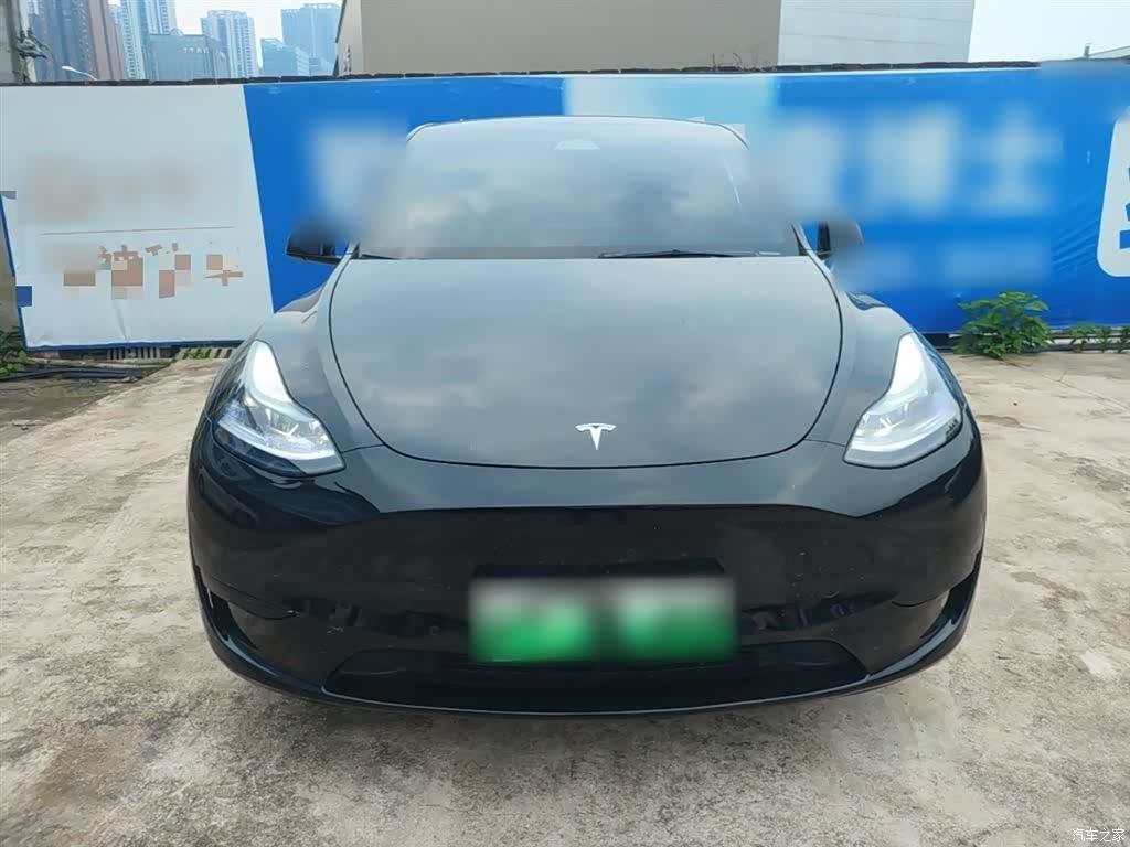 Tesla Model Y, 2024 3